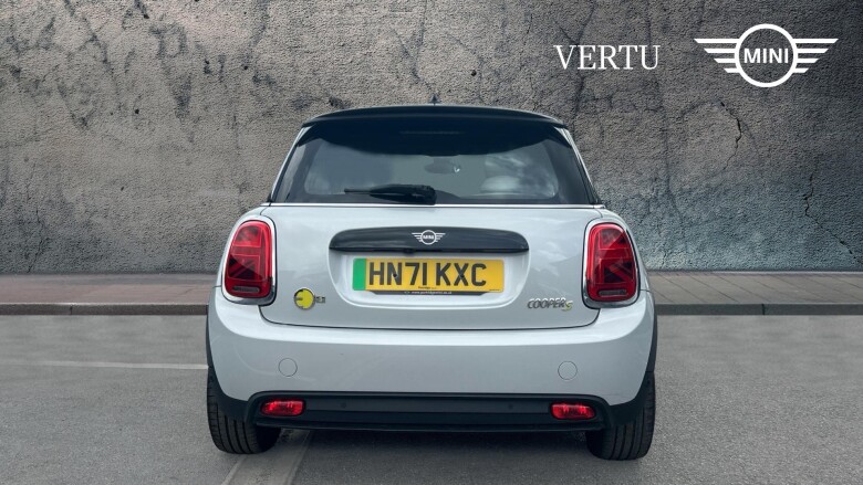 MINI Hatchback 135kW Cooper S Level 3 33kWh 3dr Auto Electric Hatchback